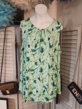Issac Mizrahi Brand Top